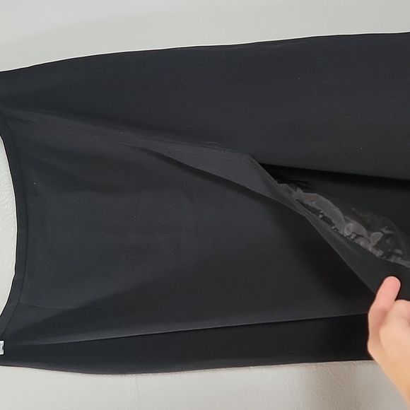 Apostrophe black lined maxi skirt with slit - Picture 5 of 9